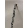 Image 5 : VANCOUVER CANUCKS TEAM SIGNED STICK