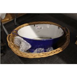 WICKER AND METAL BASKET