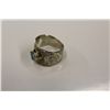 Image 3 : ONE LADIES 14KT WHITE GOLD AND 14KT YELLOW GOLD NATURAL BLUE TOPAZ DRESS RING WITH FIRST NATIONS