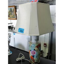 Ceramic base with floral pattern table lamp