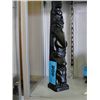 Image 1 : West coast native totem