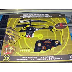 Cobra radio controlled helicopter with winch