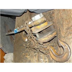 Chain winch come along