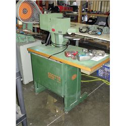 Sagitta commercial tailoring sewing machine for