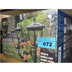 Solar powered outdoor landscape light set