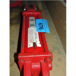 Lion 2500 hydrolic cylinder