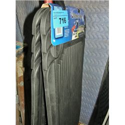 Set of rubberqueen premier rubber automobile