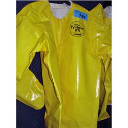 Yellow liquid splash guard coat