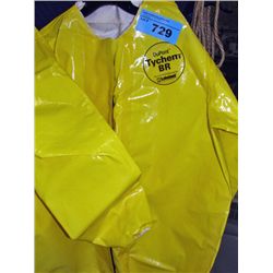 Yellow liquid splash guard coat