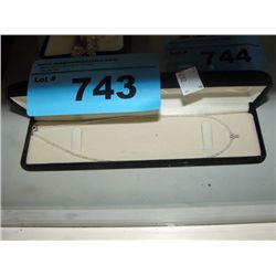 Cultured pearl necklace