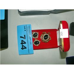 Costume earring and brooch set