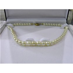Pearl necklace