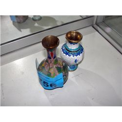 2 small oriental cloisenay vases
