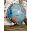 Image 1 : World globe
