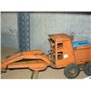 Image 1 : VIntage tin toy grader