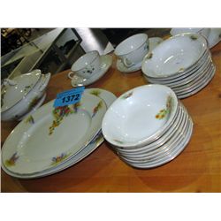 Set of bohemian porcelain dinner ware