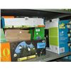 Image 1 : shelf lot of assorted outdoor solar landscape