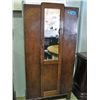 Image 1 : English victorian mirrored front oak wardrobe