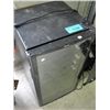 Image 1 : Danby wine refrigerator