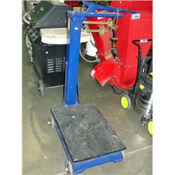 Vintage platform scale