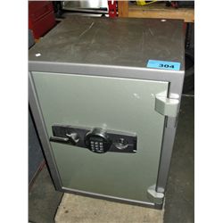 Steel safe (4wheel dolly not included)