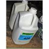 Image 1 : 2 containers of drive system fluid plus
