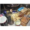 Image 1 : Small showcase filled with collectables and