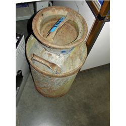 Vintage lidded cream can