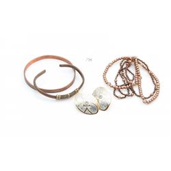 Box of 3 bracelets and a pair of earrings