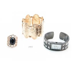 Small jewelry box and contents