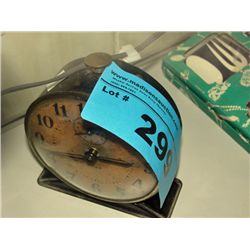 Vintage made in chicago USA wind up alarm clock