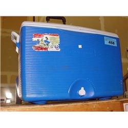 Rubbermaid camping cooler