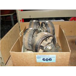 4 heavy duty casters