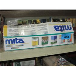 Miter box and saw set
