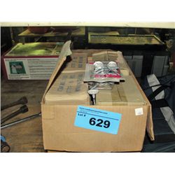 Box of swaglamp hooks