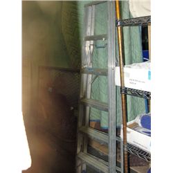 Approx 6F tall aluminum step ladder