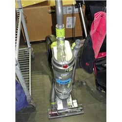 Hoover wind tunnel upright vacuum