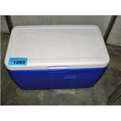 Coleman camp cooler and contents