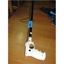 Spear gun