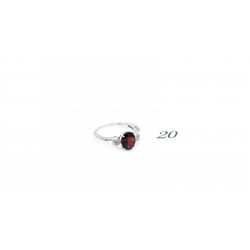 Garnet Gemstone Ring with 14 Diamonds