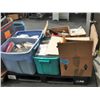 Image 1 : Pallet lot of books