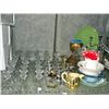 Image 1 : Shelf lot of assorted candle holders, glassware,