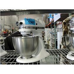 Kitchenaid classic white stand mixer