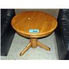 Image 1 : Solid oak single pedastol round side table
