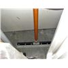 Image 1 : Floor squiegee