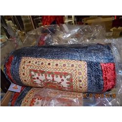 RELAXATION CUSION  - RETAIL APPROX $80