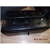 Image 2 : COFFEE TABLE/OTTOMAN BLACK LEATHER - SINGLE HIDE-A-BED