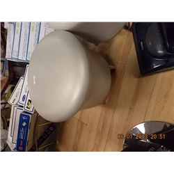 RETRO PADDED STOOL - NEW 4010