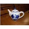 Image 1 : TEAPOT - BLUE - MARKED ON BOTTOM