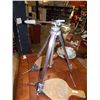 Image 1 : TRIPOD - CHROME - COMPLETE